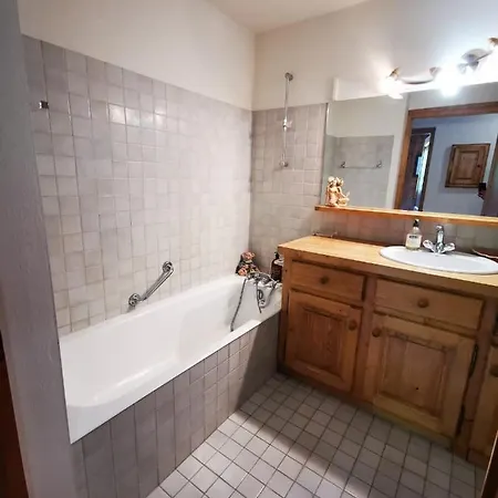 Апартаменти Magnifique Appart/ 8 Pers / 4 Ch / Jardin / Vue Mb Межев