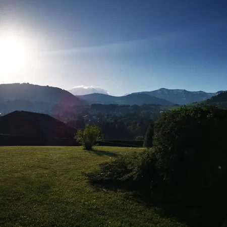 Magnifique Appart/ 8 Pers / 4 Ch / Jardin / Vue Mb Apartamento